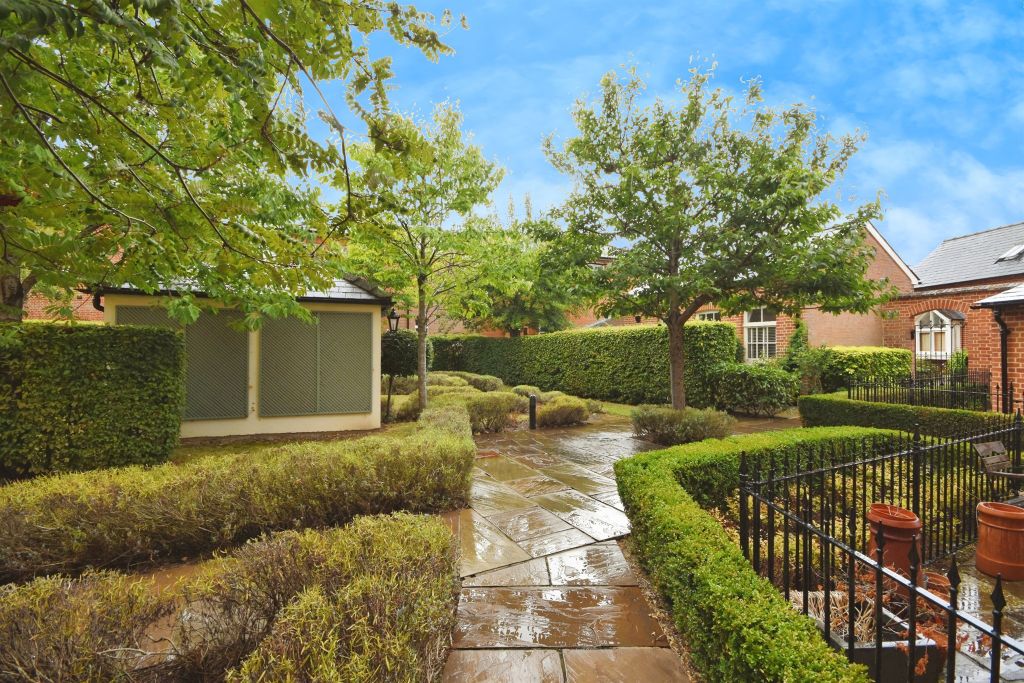 Property photo 3 of 17
