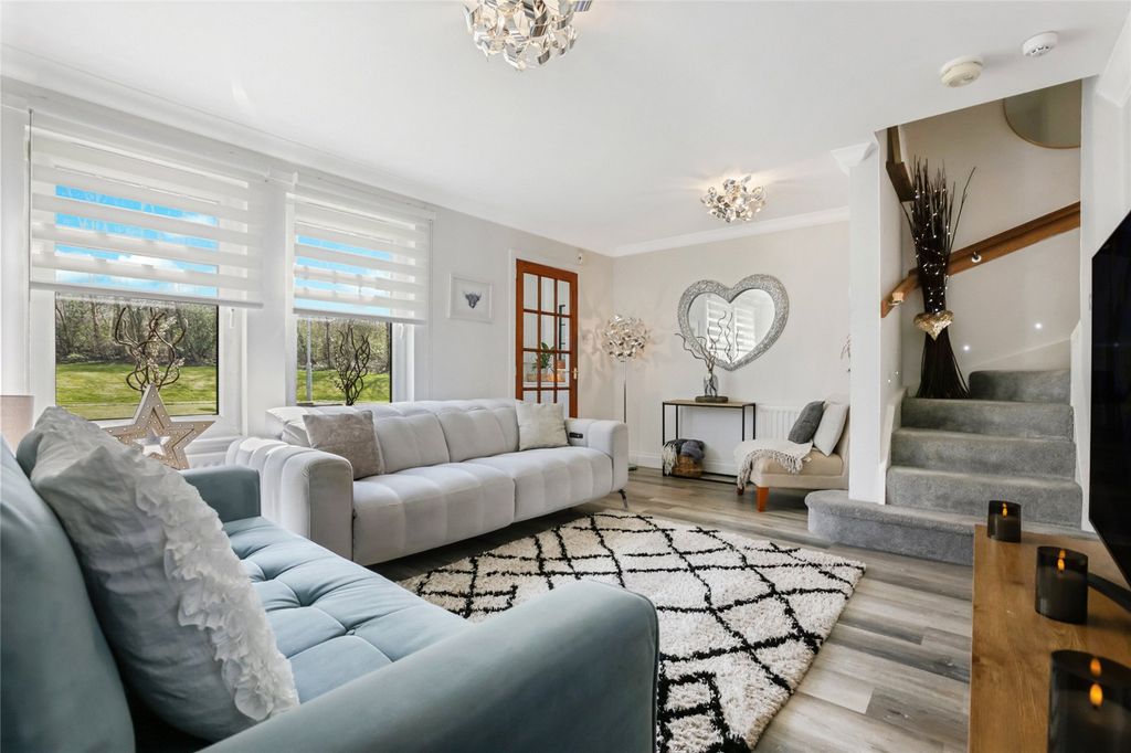 Property photo 2 of 21 Picture No. 03