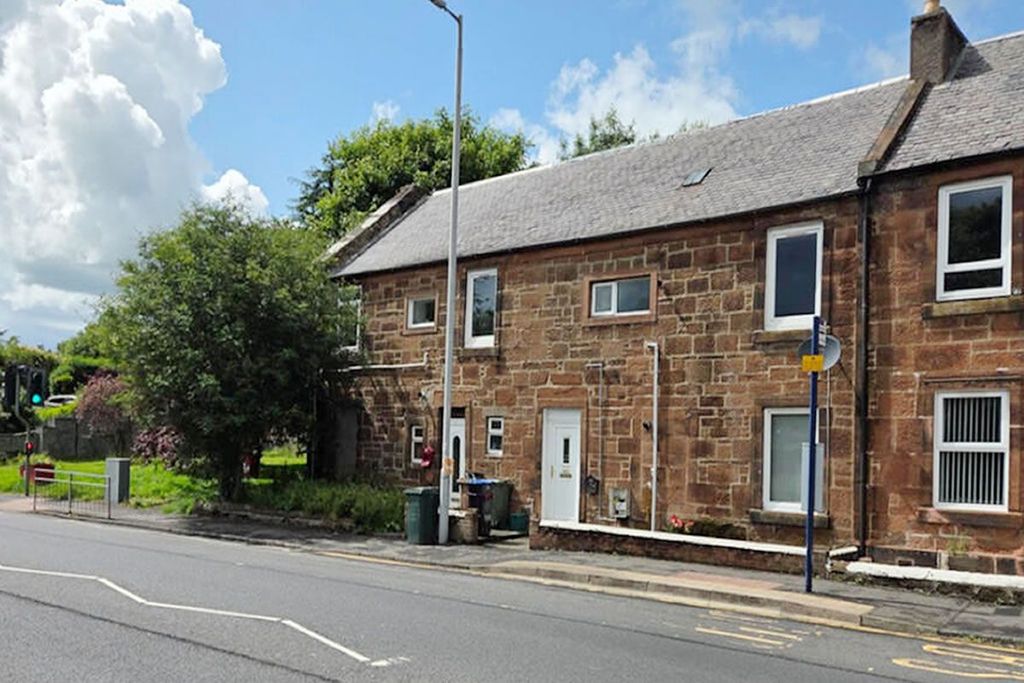 Property photo 1 of 6