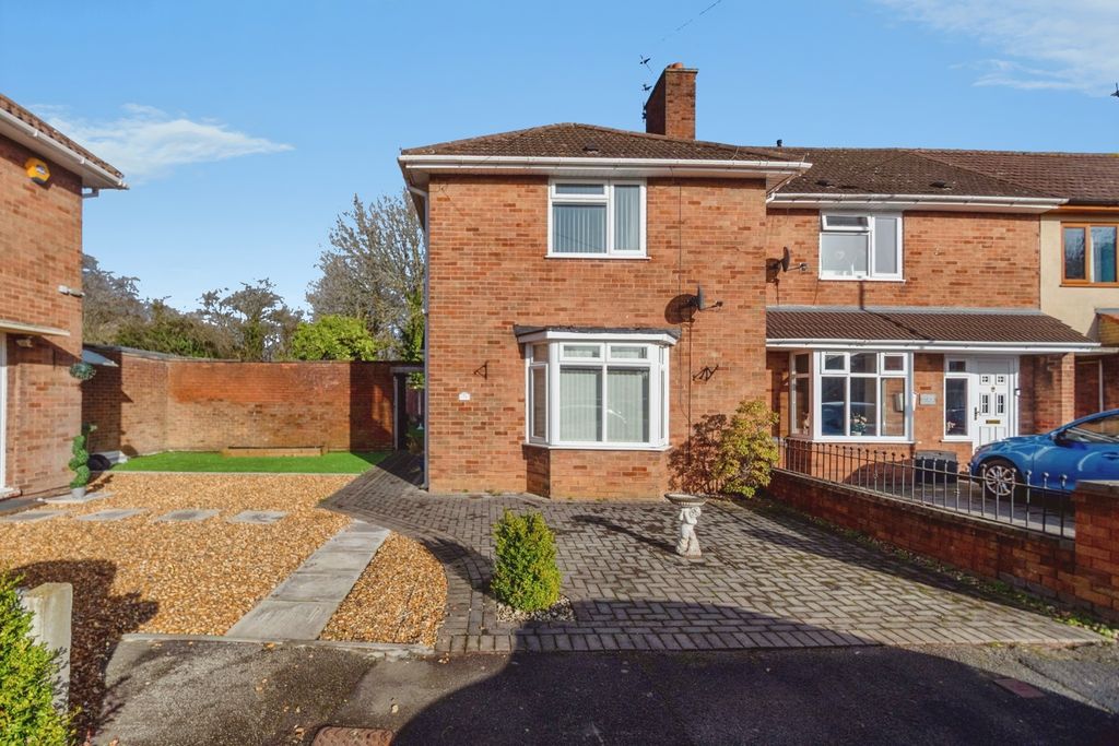 Property photo 1 of 18 Pbox-Img.Jpg