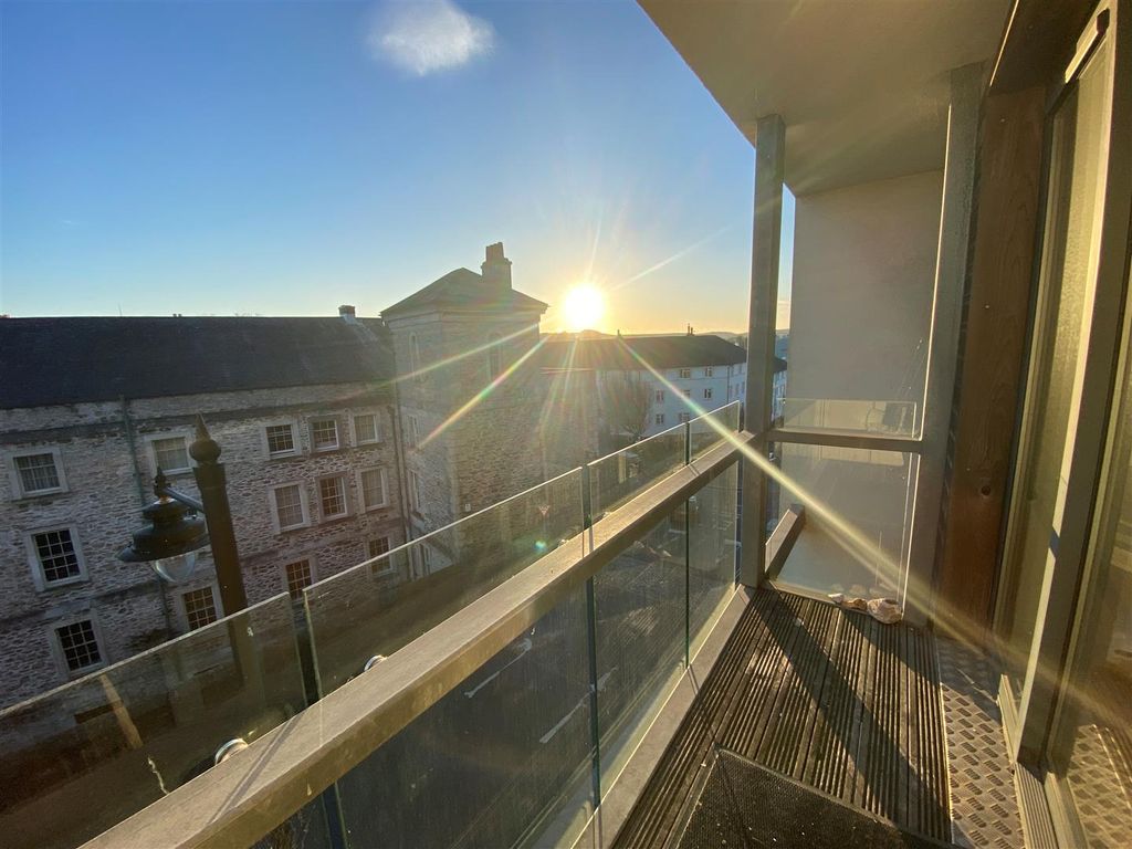 Property photo 2 of 9 Balc2.Jpg