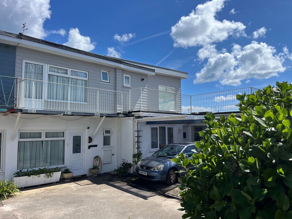 Property photo 1 of 34
