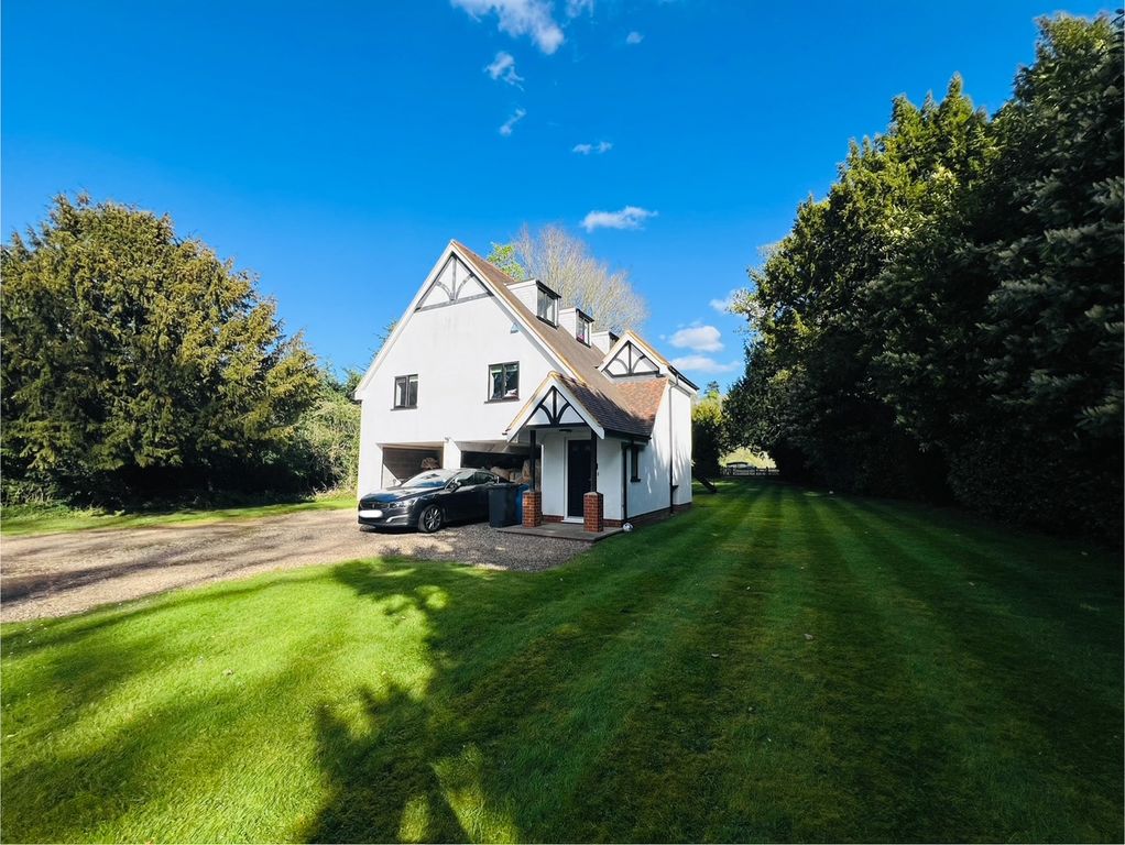 Property photo 1 of 17 Exterior
