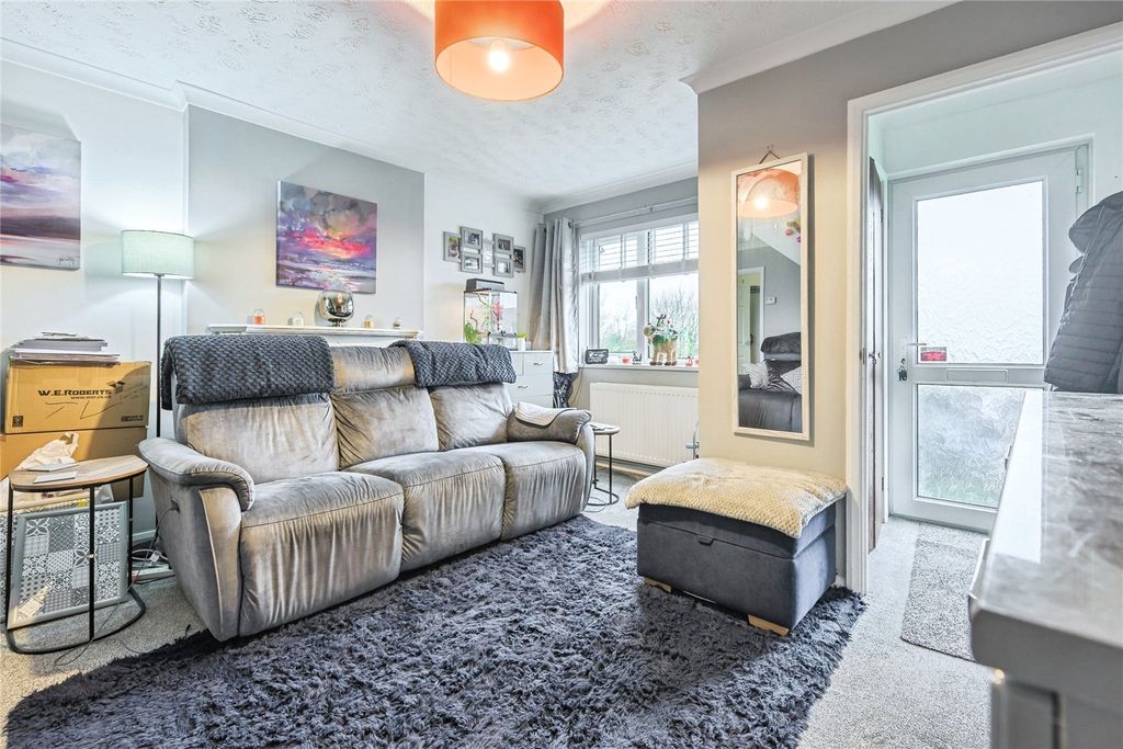 Property photo 2 of 13 Picture No. 08