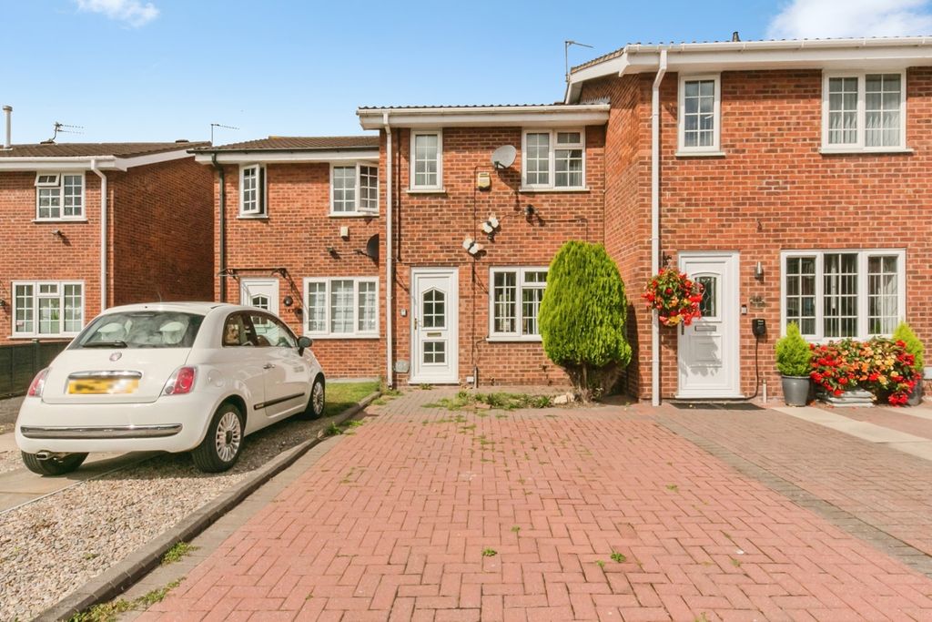 Property photo 1 of 18 Pbox-Img.Jpg