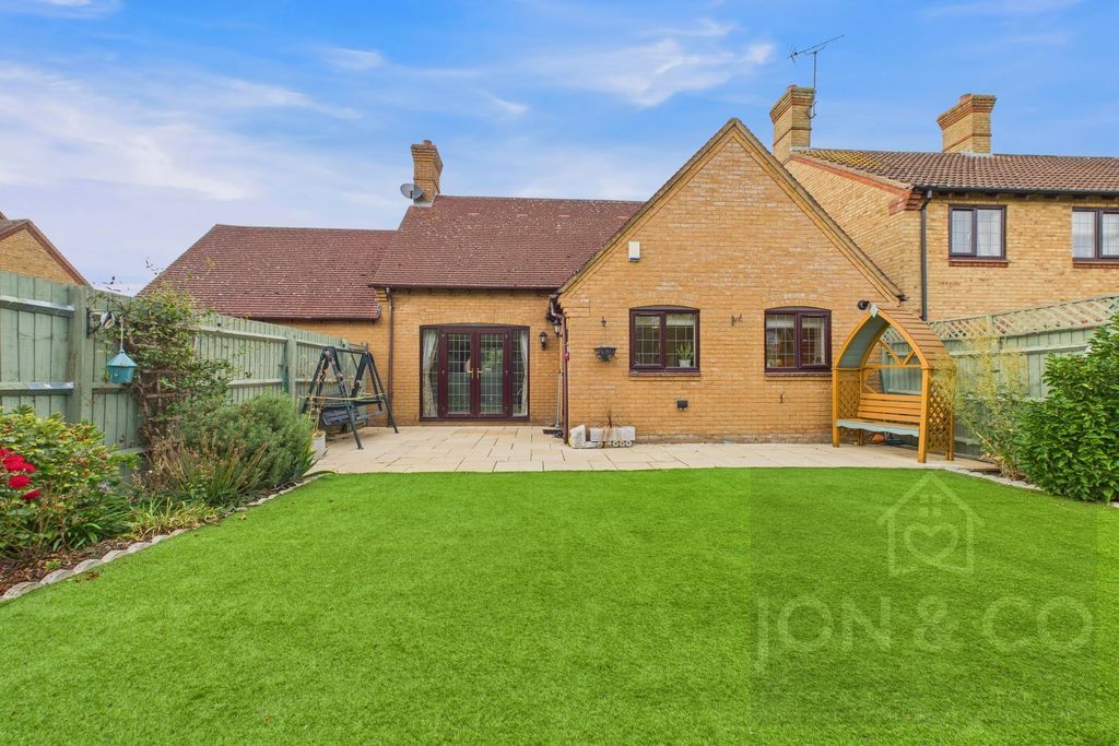 Property photo 2 of 16