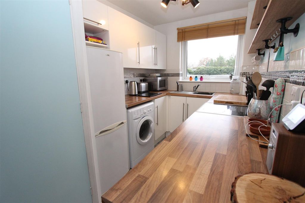 Property photo 3 of 6 Img_5459.Jpg