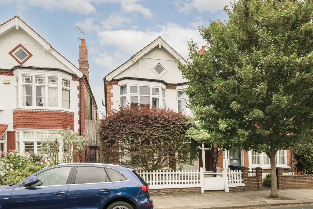 Property photo 1 of 6
