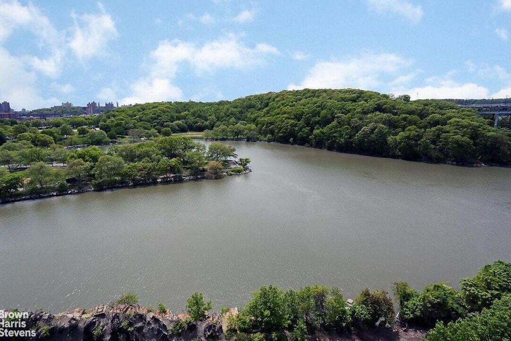 Property photo 3 of 20 <Alttext/>