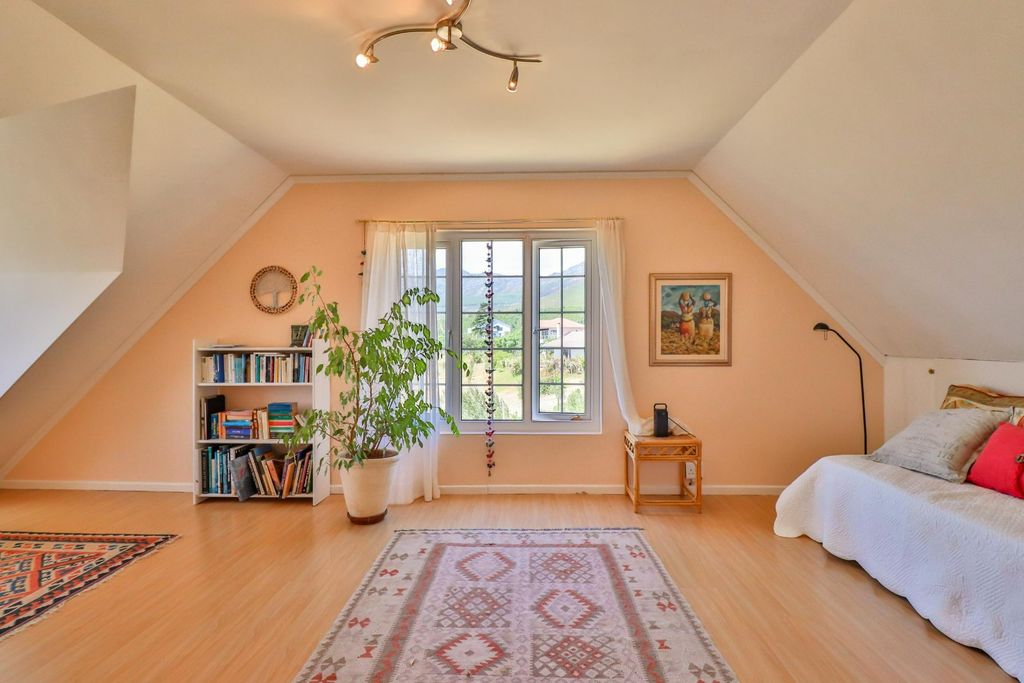 Property photo 3 of 50