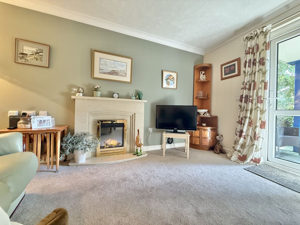 Property photo 3 of 24 Photo 10