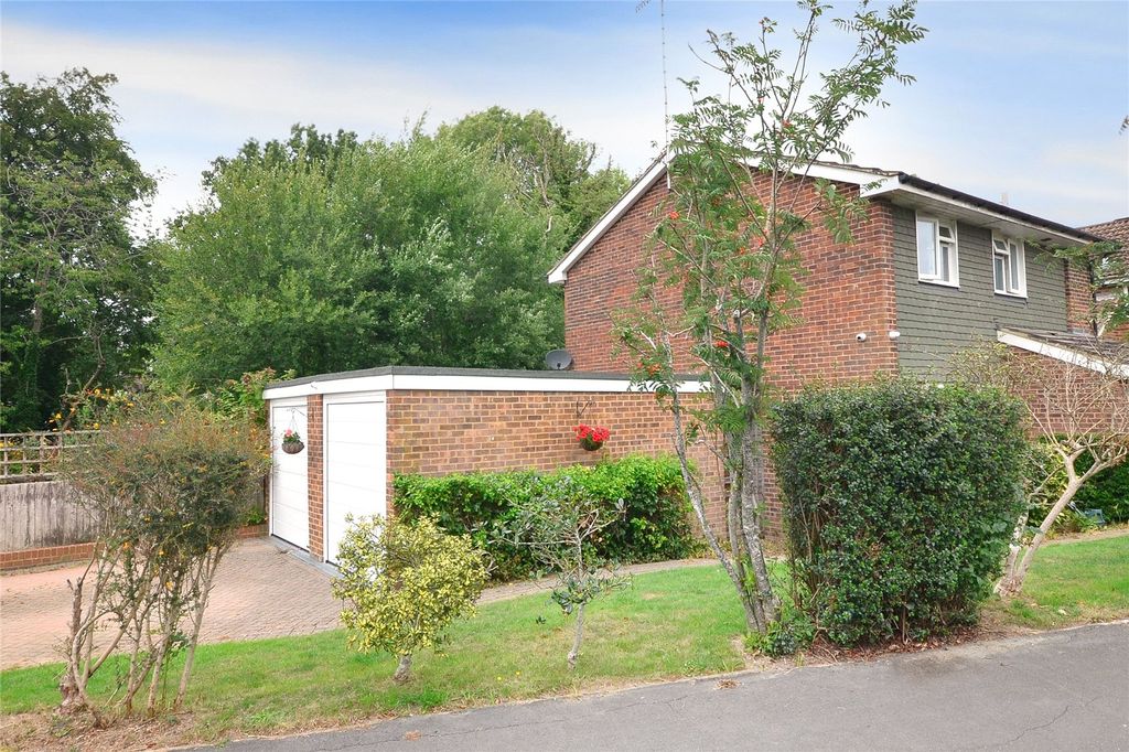 Property photo 2 of 29 External