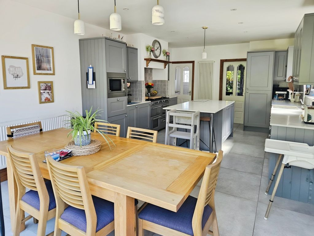 Property photo 2 of 23 Kitchen Diner