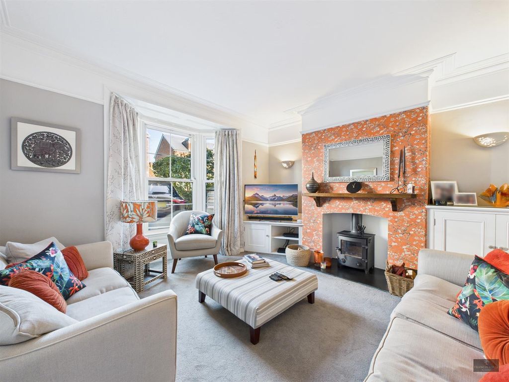 Property photo 3 of 19 Cam02887G0-Pr0582-Still018.Jpg