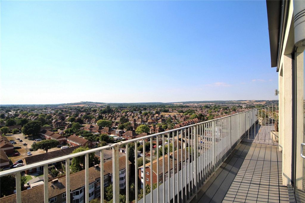 Property photo 1 of 14 Picture No. 02