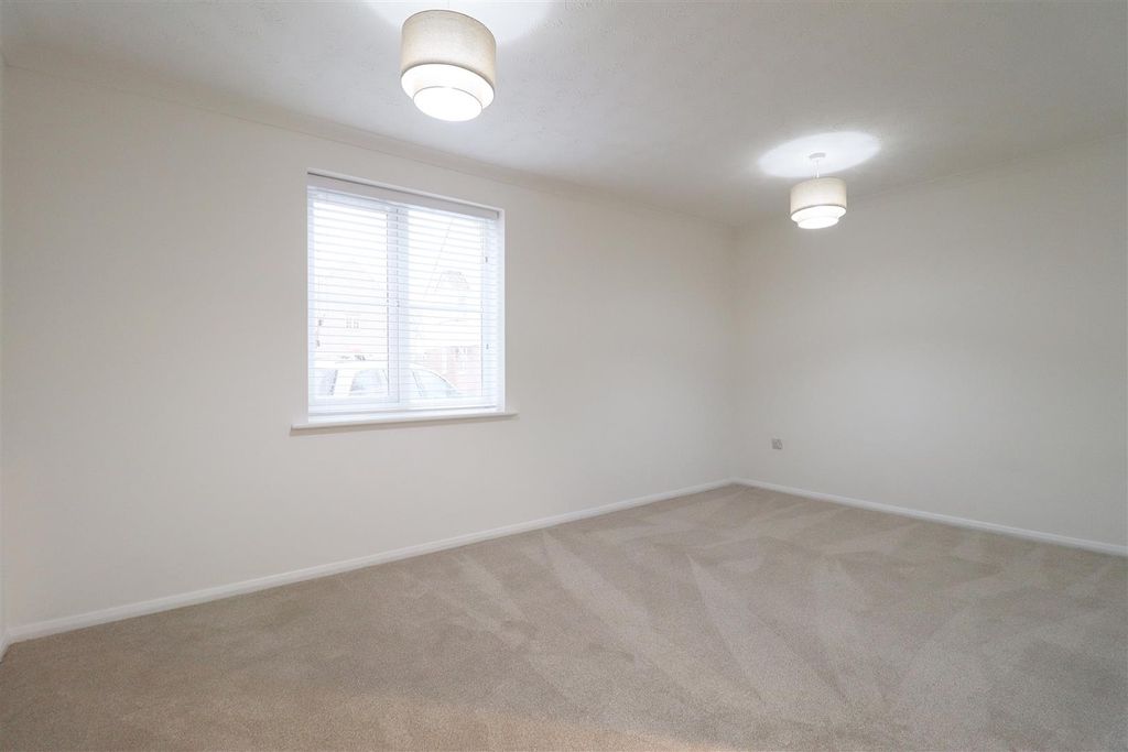 Property photo 2 of 8 Img_3198.Jpg