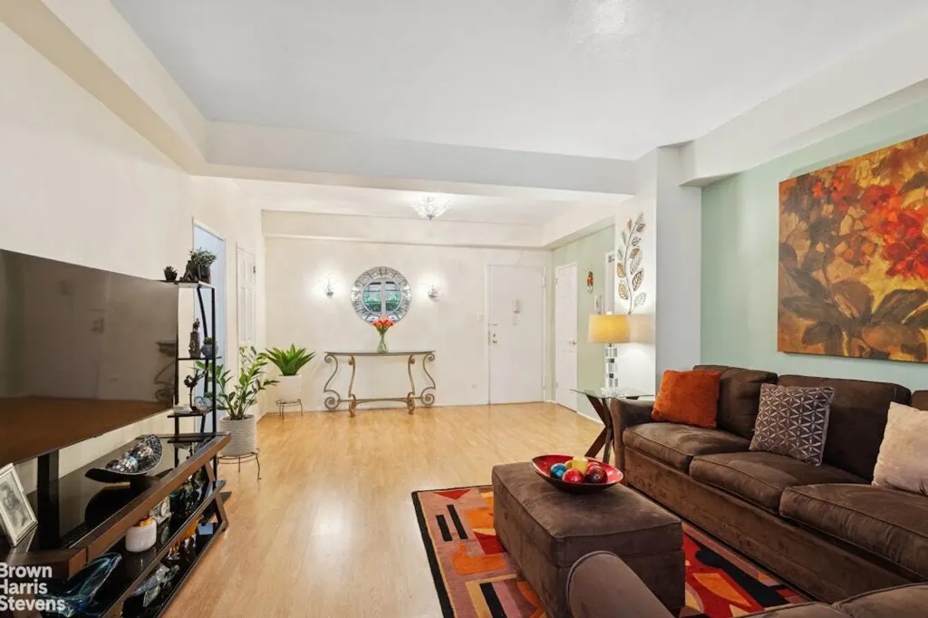 Property photo 2 of 11 <Alttext/>