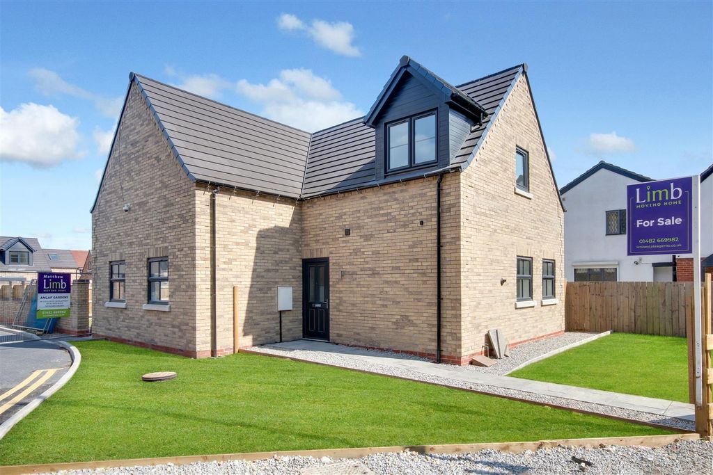Property photo 1 of 13 Anlad-Plot-8-2.Jpg