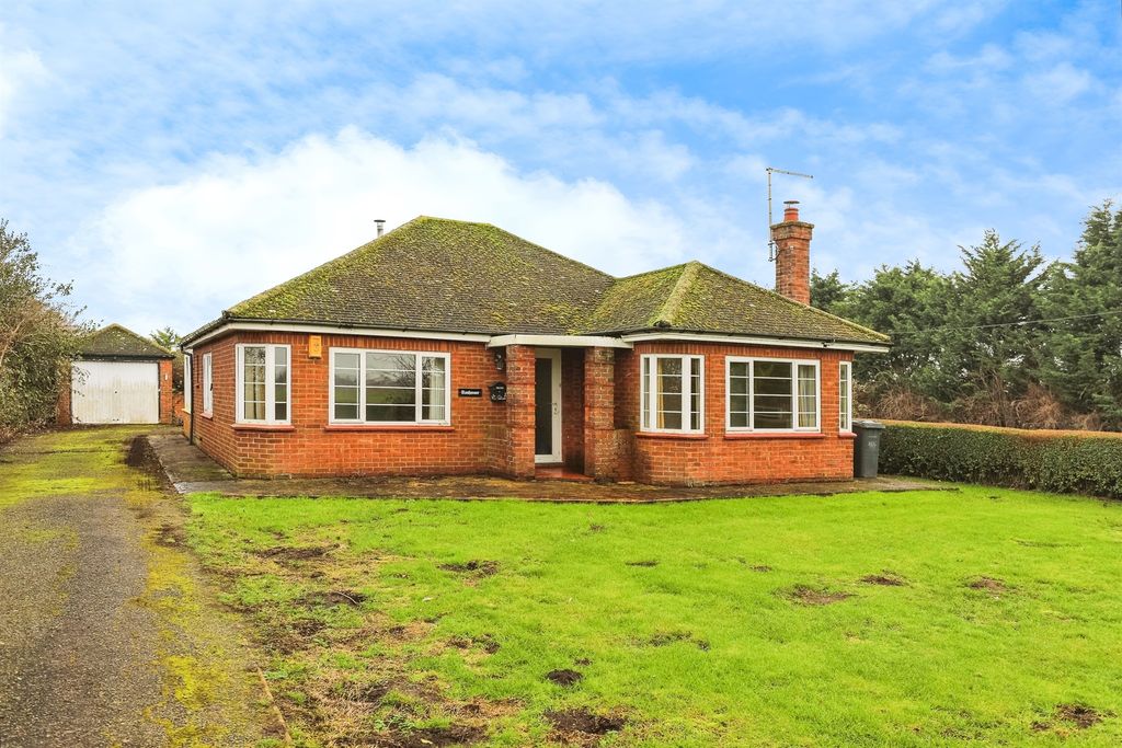 Property photo 1 of 18