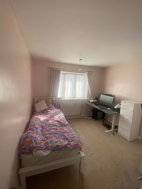 Property photo 1 of 3