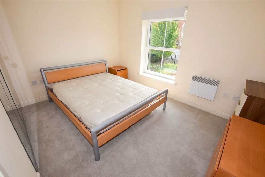 Property photo 3 of 7