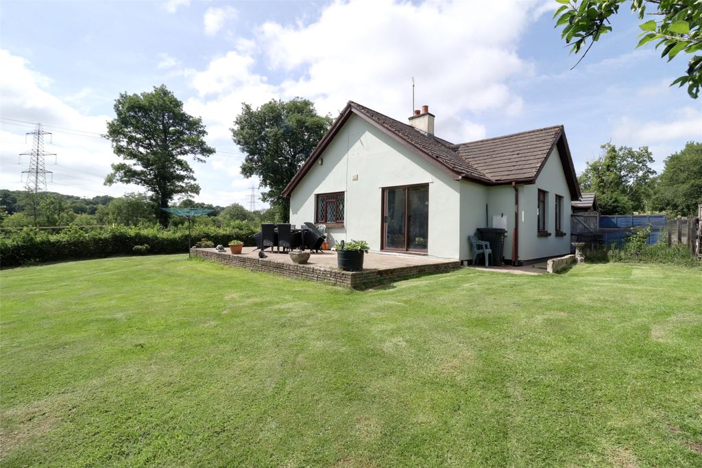 Property photo 1 of 35 Picture No. 24