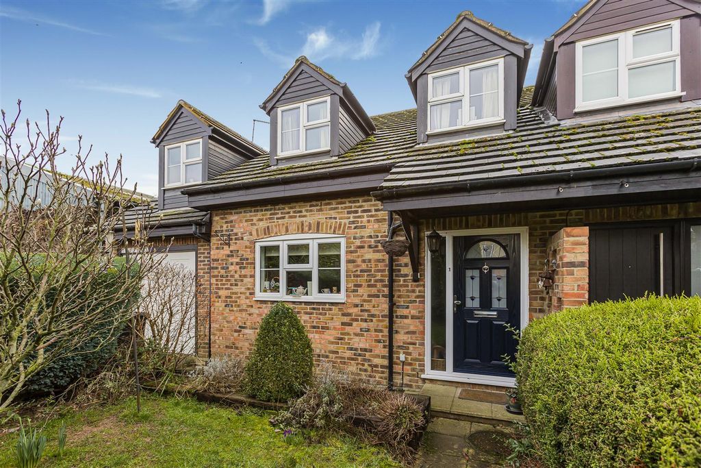 Property photo 1 of 28 4_71916.Jpg