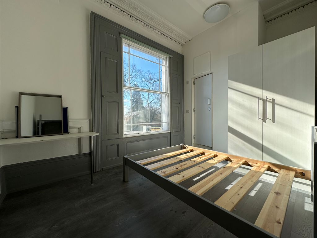 Property photo 1 of 9 Image