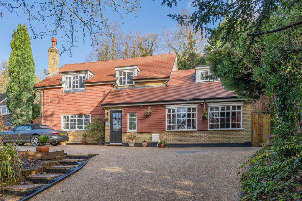 Property photo 2 of 56