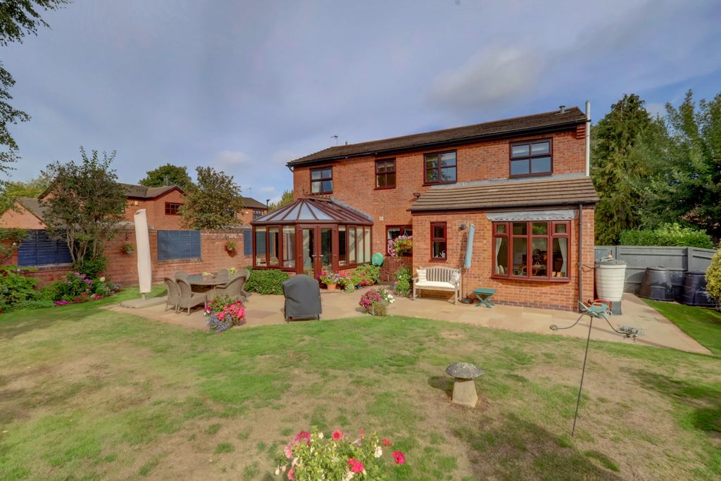 Property photo 2 of 24 Picture No. 38