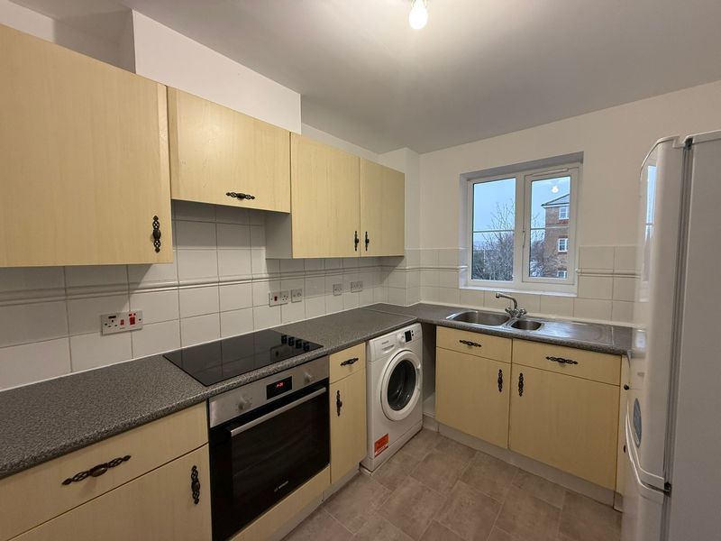 Property photo 2 of 5 Photo 3