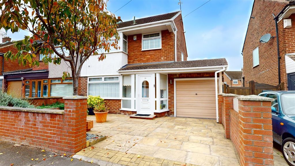 Property photo 1 of 22 Ecclesfield Road For Sale