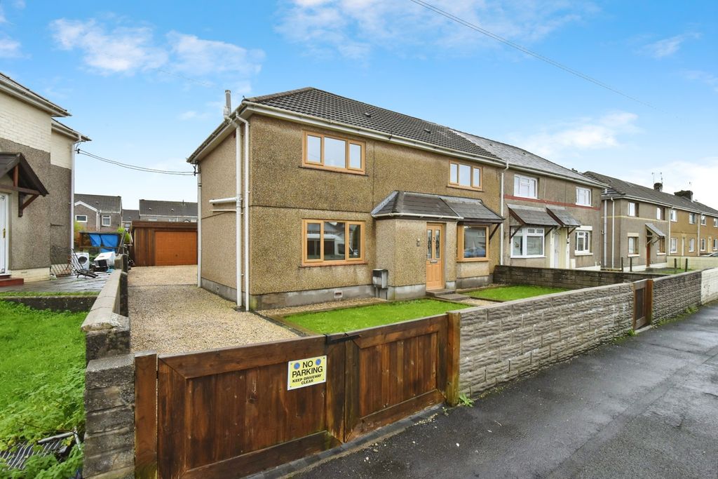 Property photo 1 of 26 Photo