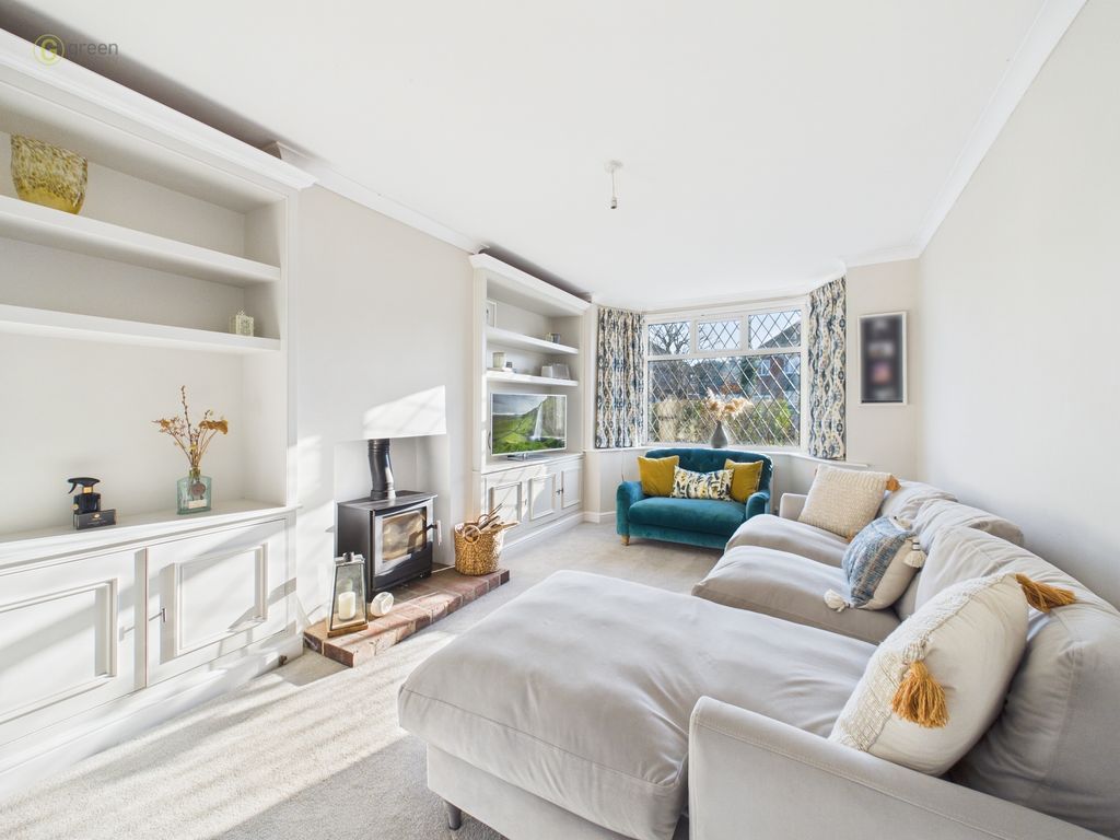 Property photo 3 of 27 Cam01698G0Pr0161Still009