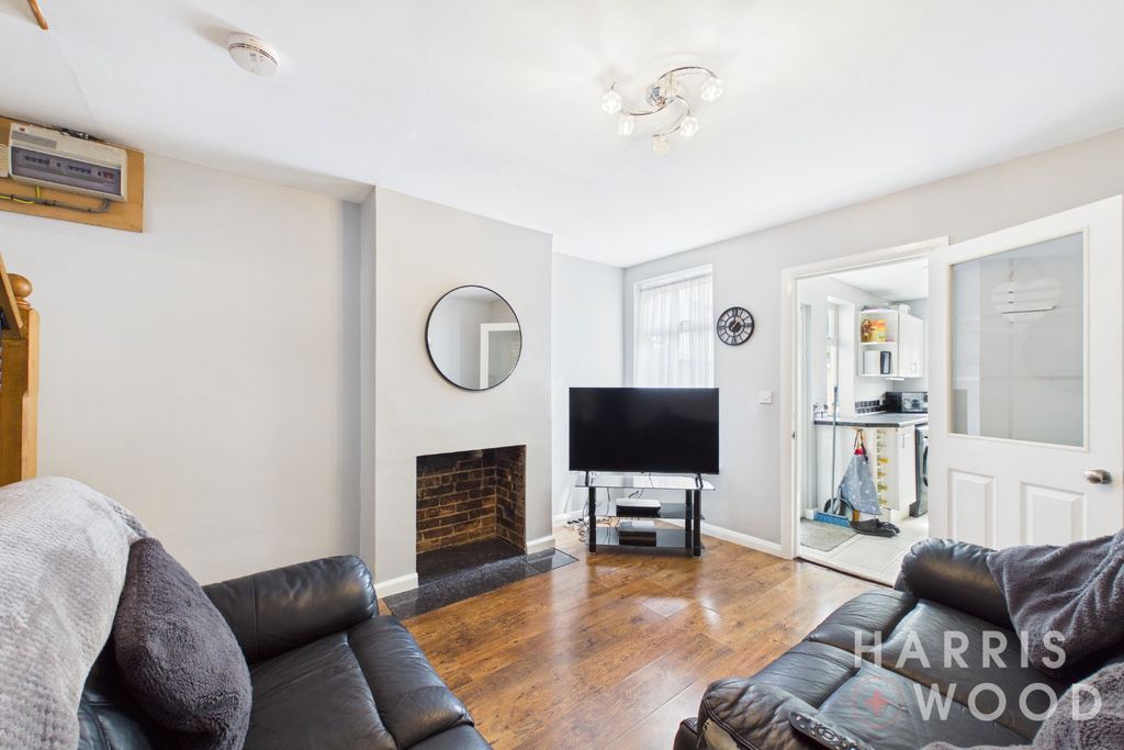 Property photo 2 of 30 5445145