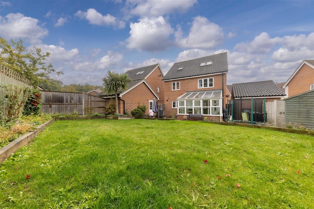 Property photo 3 of 18 Rear Aspect