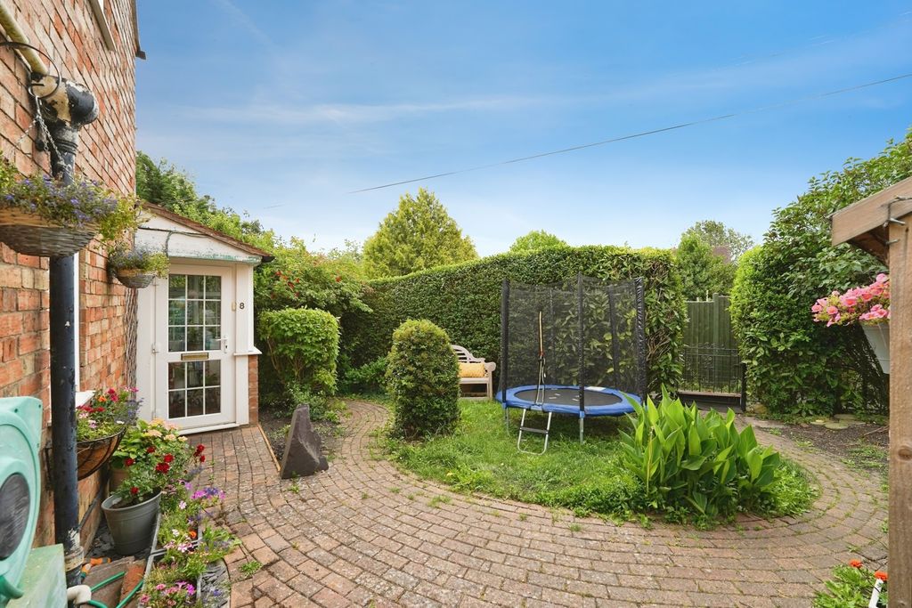 Property photo 1 of 12 Pbox-Img.Jpg