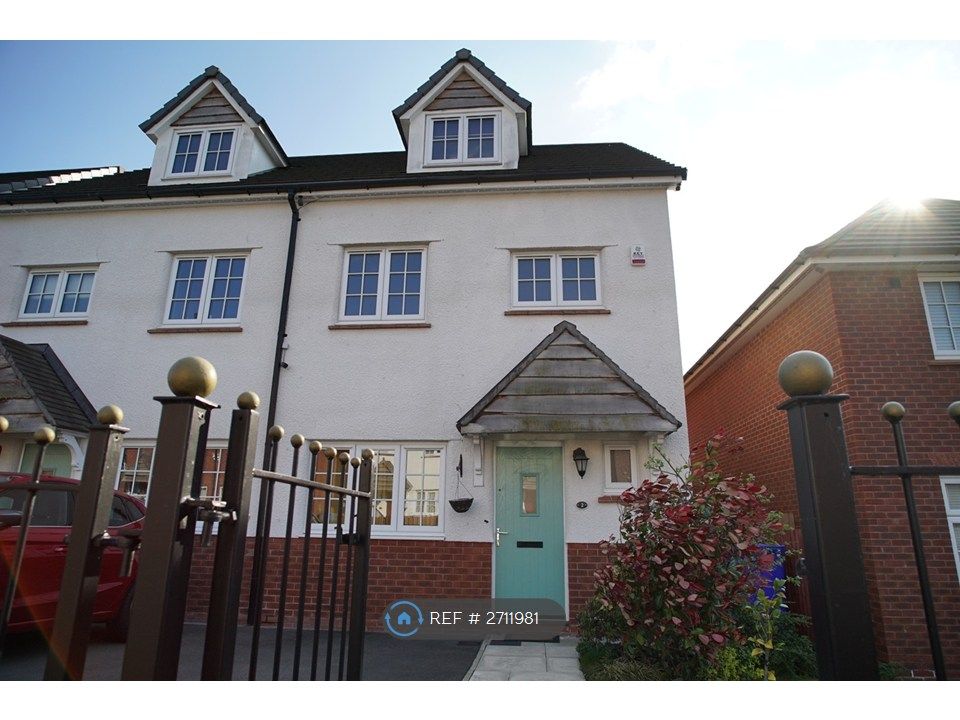 Property photo 2 of 35