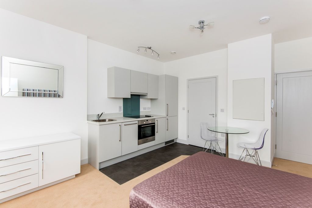 Property photo 3 of 7 Reception Room