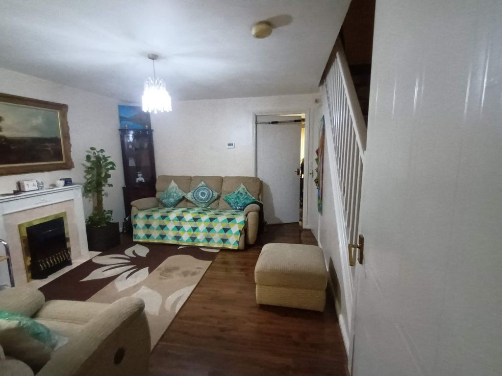 Property photo 3 of 5 Gallery