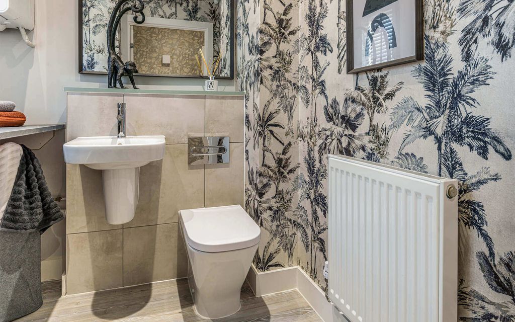 Property photo 3 of 9