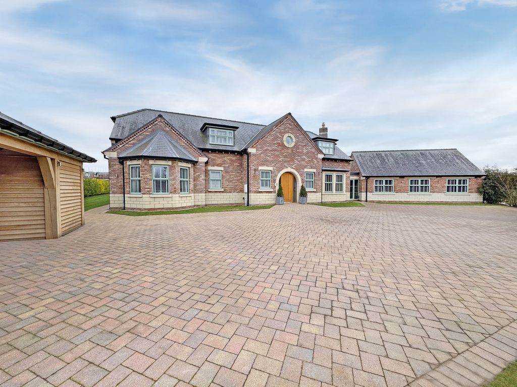 Property photo 1 of 49