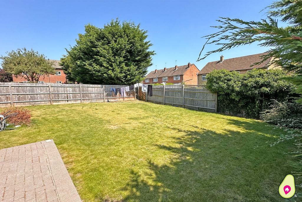 Property photo 2 of 14 5234721