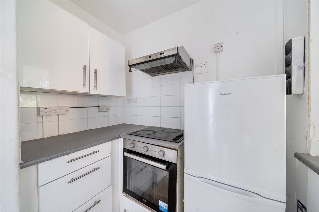 Property photo 2 of 13 Picture No. 02
