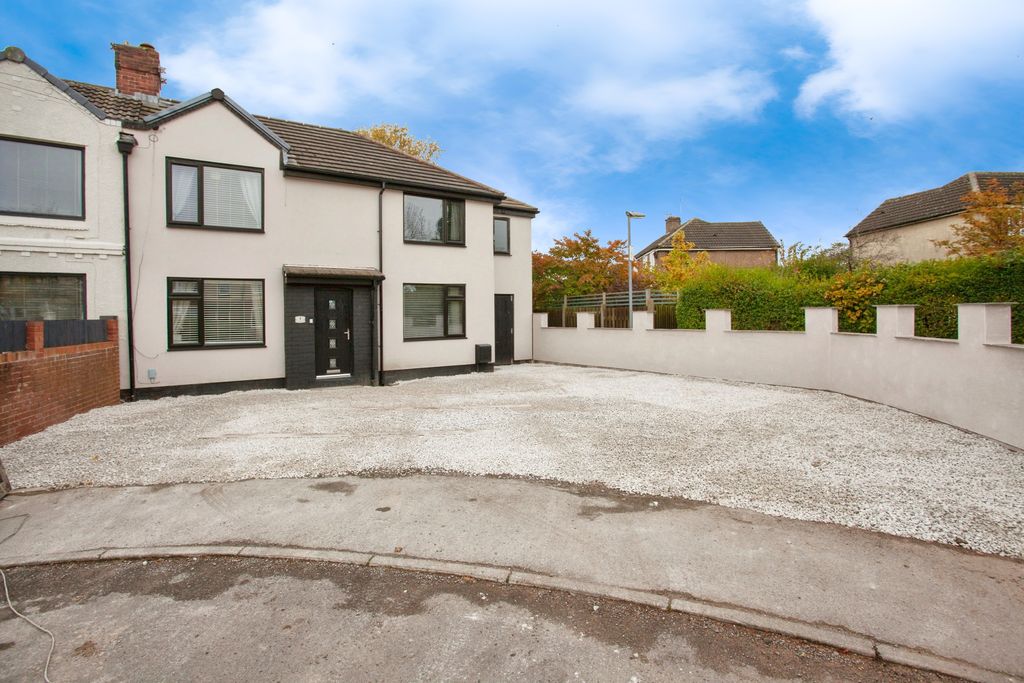 Property photo 1 of 28 Front Exterior