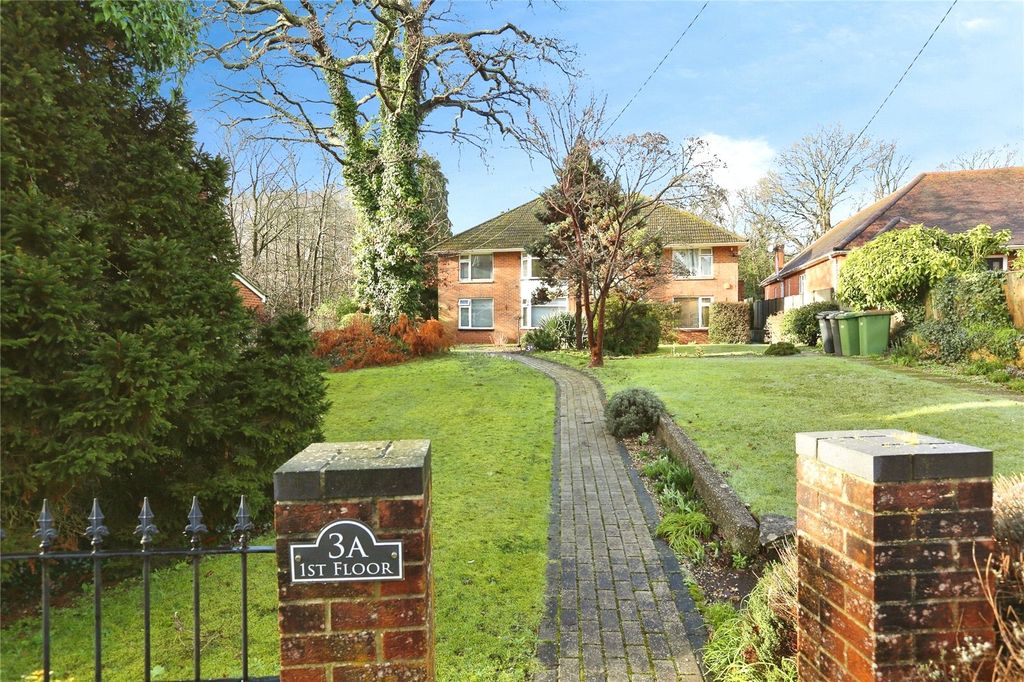 Property photo 1 of 17 Picture No. 09