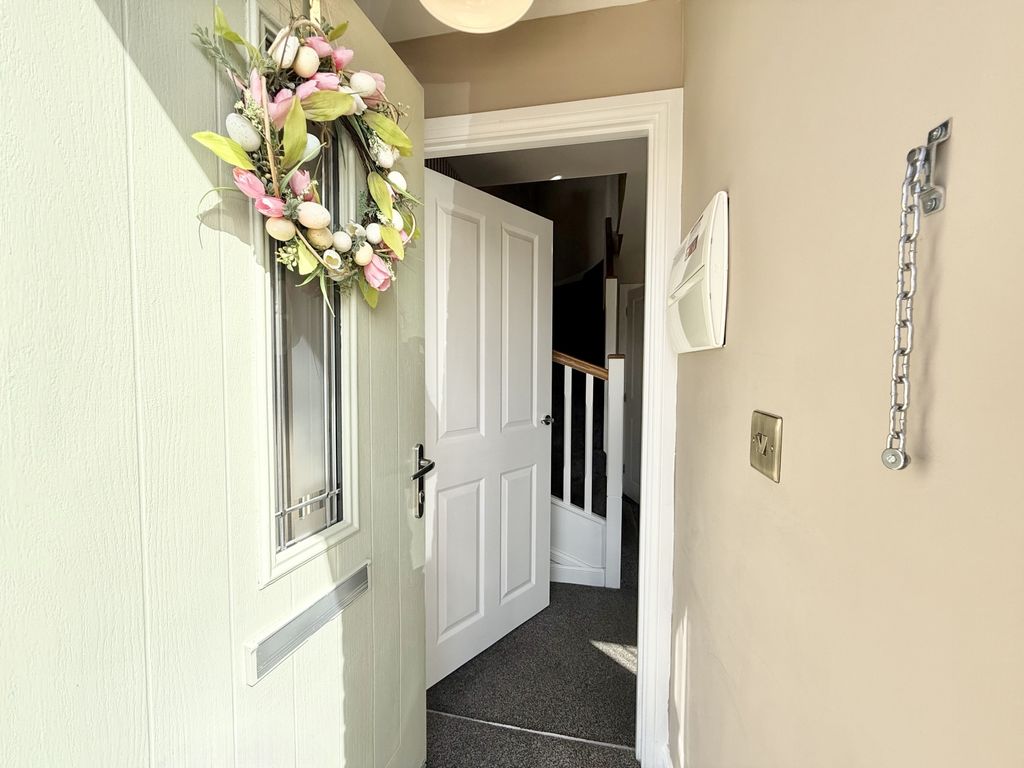 Property photo 2 of 20 Img_1932