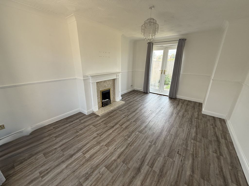 Property photo 2 of 11 Img_1252