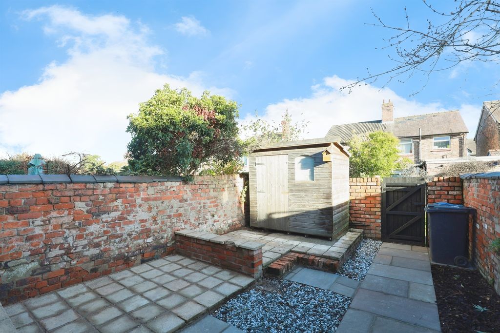 Property photo 3 of 22