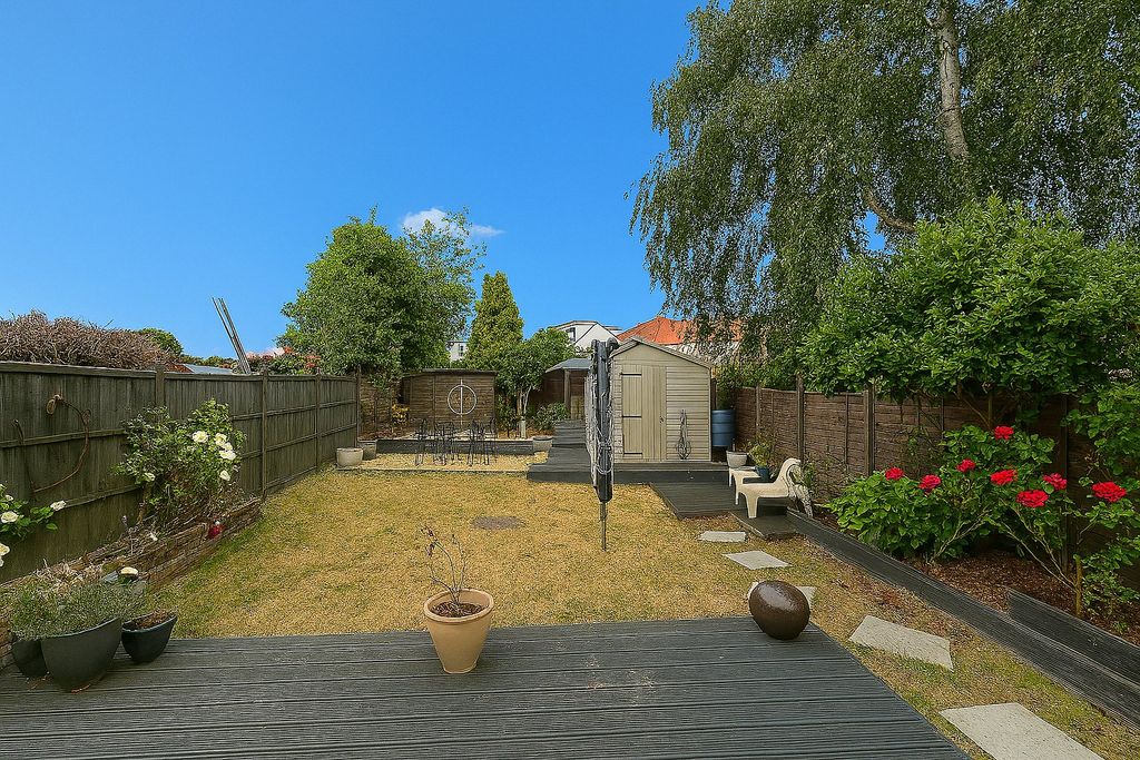 Property photo 2 of 12 Picture No. 03